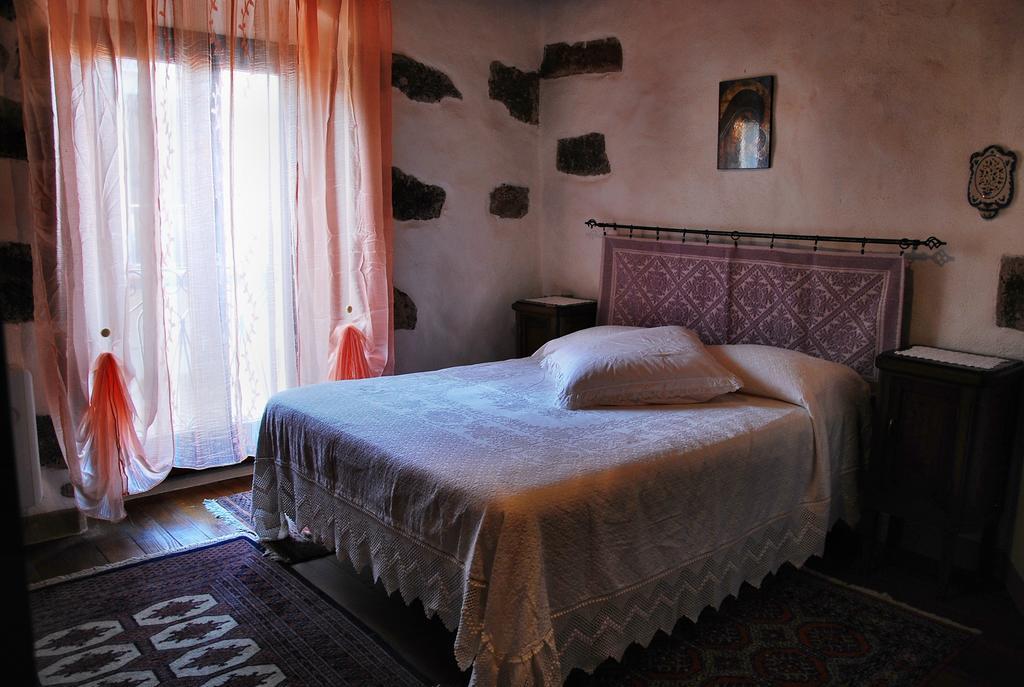 Bed and Breakfast Casa Castori Macomer Zewnętrze zdjęcie